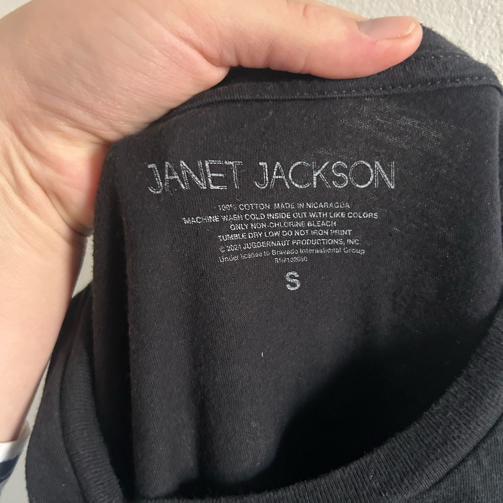 JACKSON Black Graphic Tee with Janet Design - Picture 3 of 3